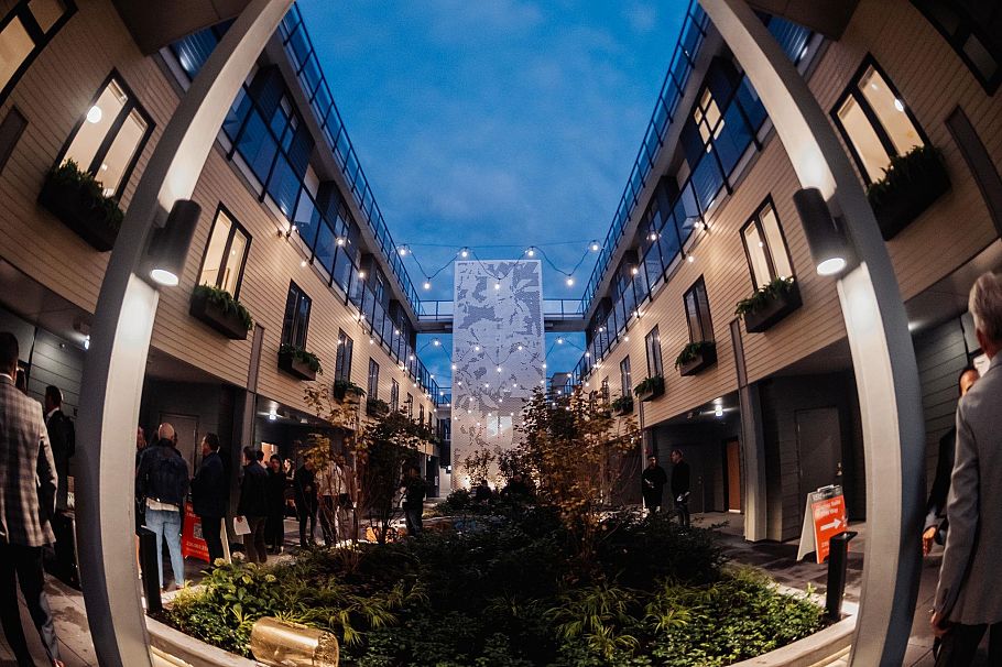 311 342 Mountain Highway North Vancouver, BC - 30