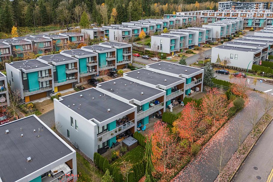 3 3595 Salal Drive North Vancouver, BC - 23