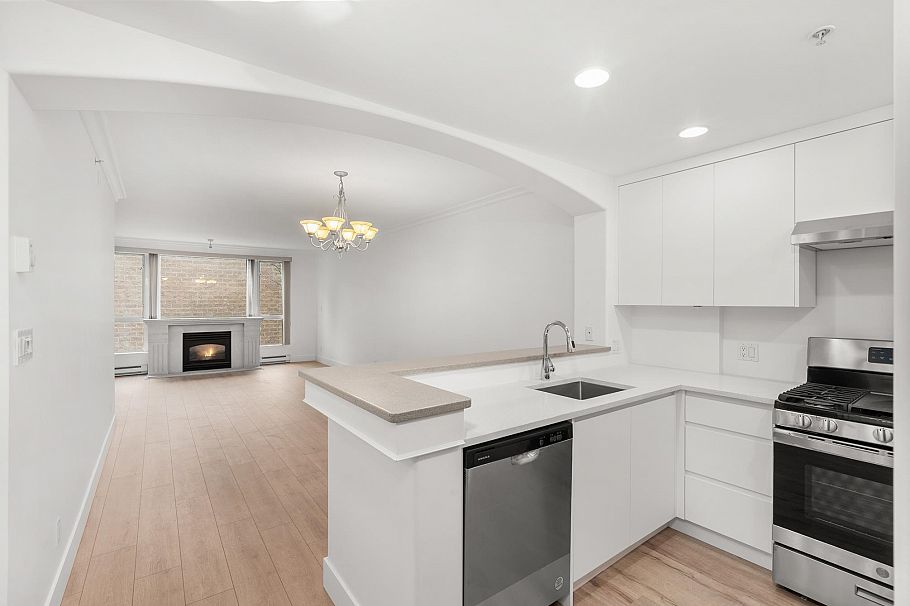 210 5770 Oak Street Vancouver, BC - 11