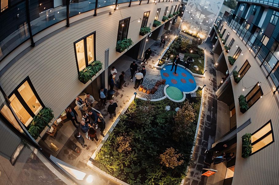 311 342 Mountain Highway North Vancouver, BC - 2