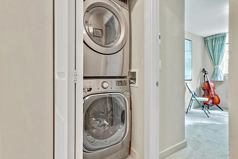 3264 Clermont Mews Vancouver, BC - 21