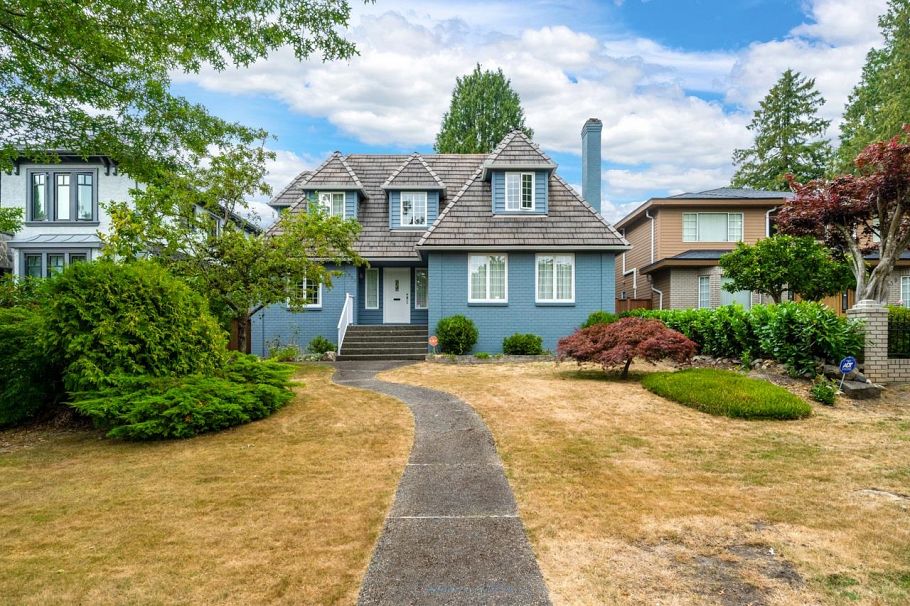 1653 W 62nd Avenue Vancouver, BC - 32