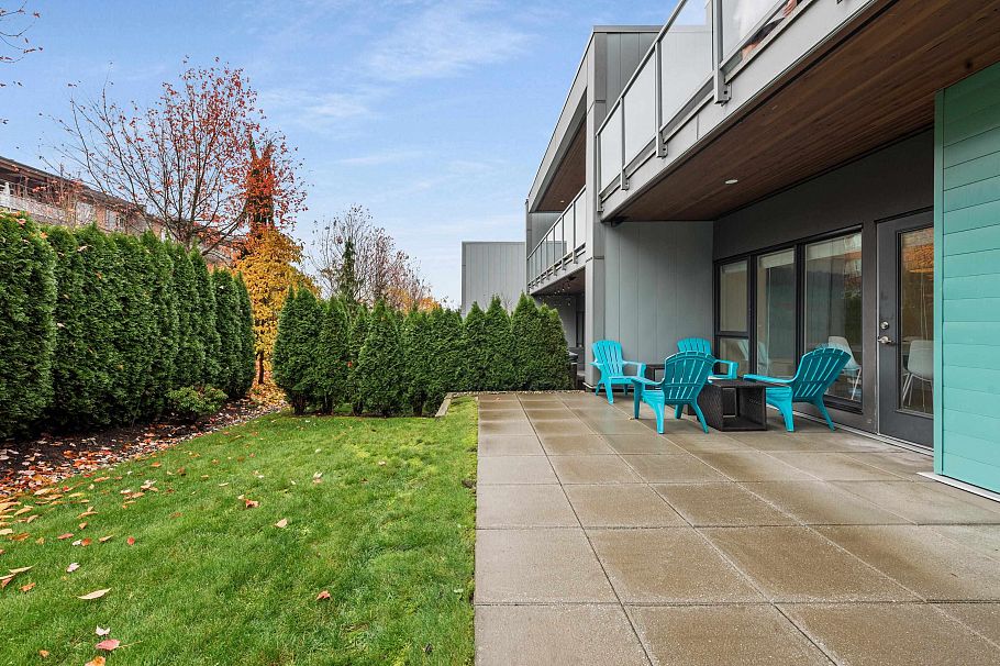 3 3595 Salal Drive North Vancouver, BC - 26