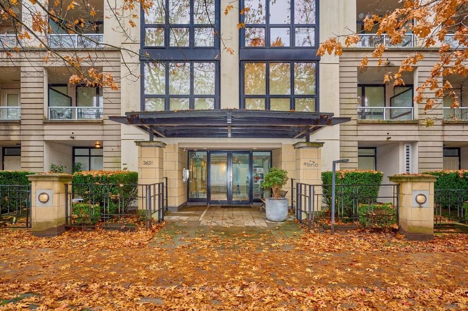 318 3638 Vanness Avenue Vancouver, BC - 19