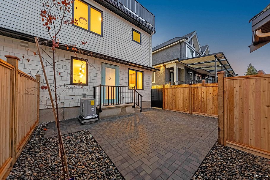 3 6730 Heather Street Vancouver, BC - 28