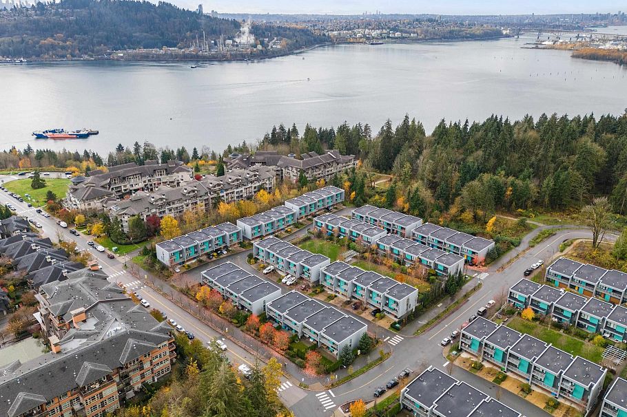 3 3595 Salal Drive North Vancouver, BC - 12