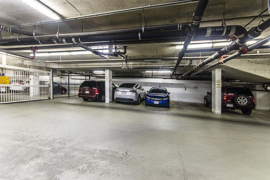 305 2688 Vine Street Vancouver, BC - 21