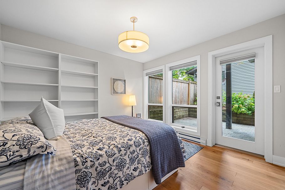 1866 W 15th Avenue Vancouver, BC - 24