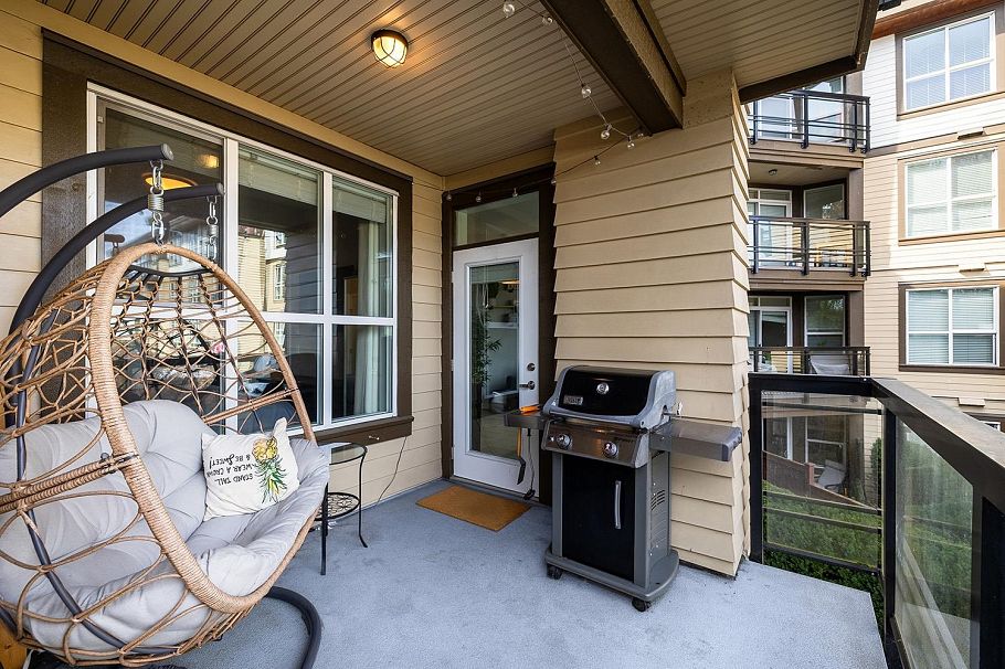 207 3205 Mountain Highway North Vancouver, BC - 11