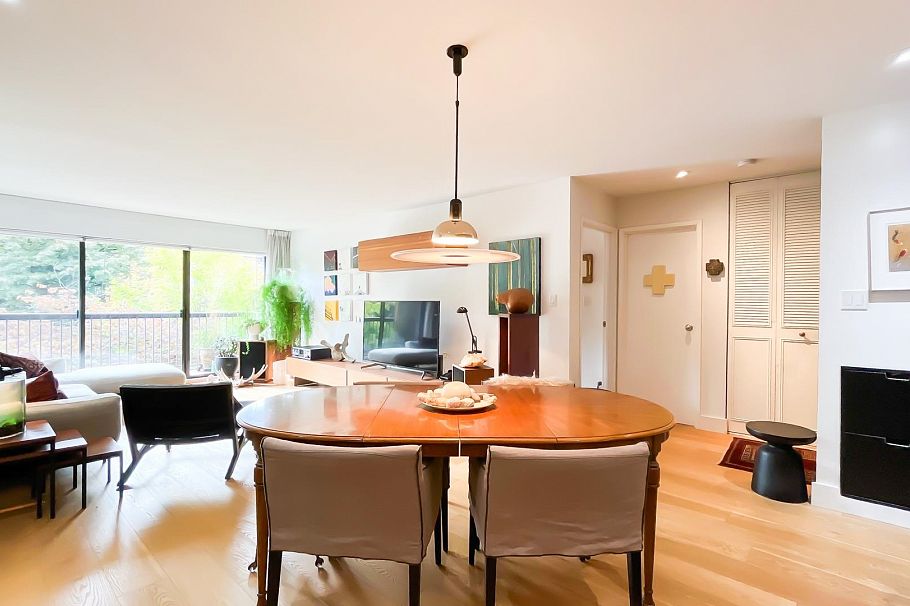 205 3264 Oak Street Vancouver, BC - 3