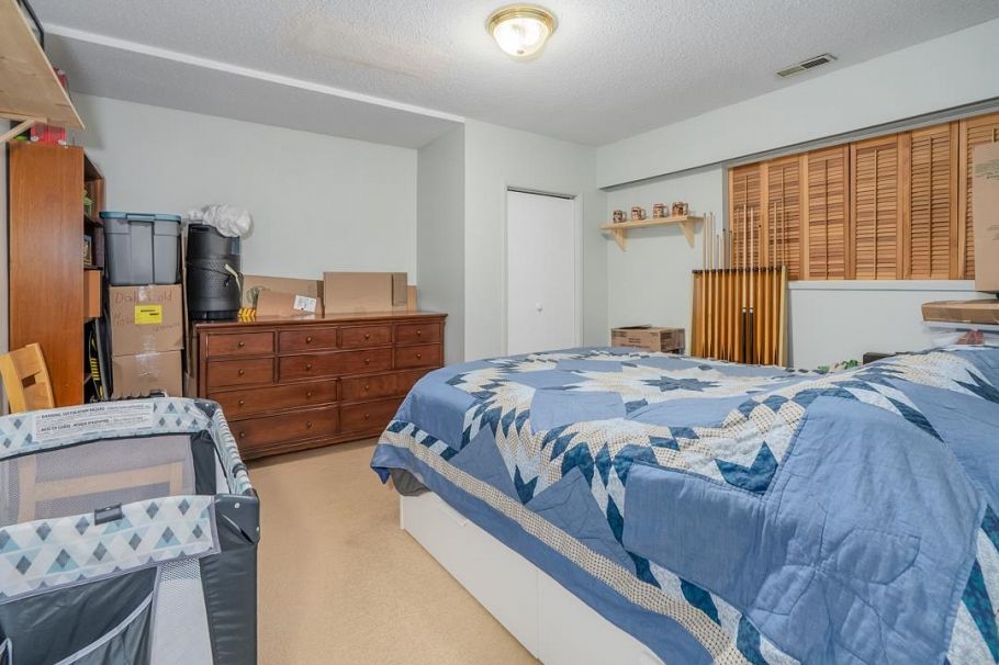 1630 Layton Drive North Vancouver, BC - 23