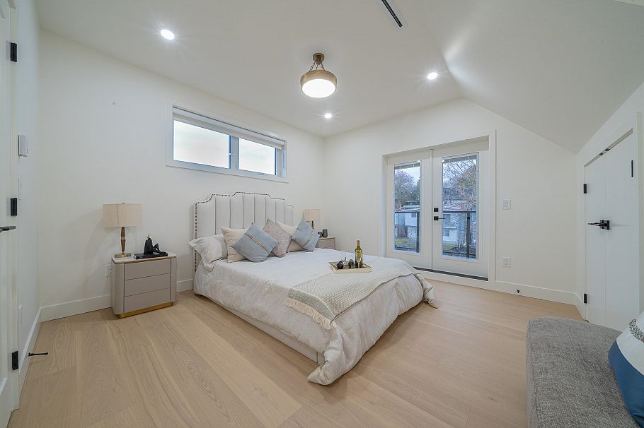 3460 Welwyn Street Vancouver, BC - 25