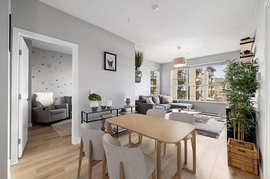 207 3205 Mountain Highway North Vancouver, BC - 7