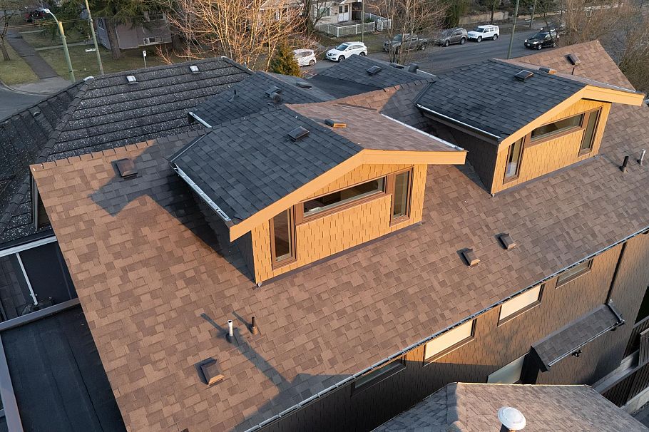 2382 E 5th Avenue Vancouver, BC - 22