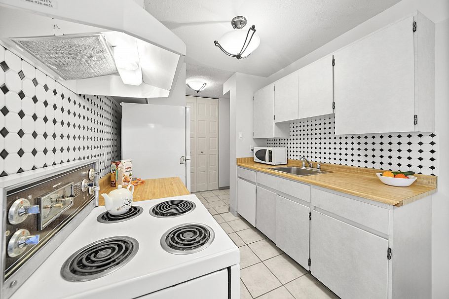 1006 2016 Fullerton Avenue North Vancouver, BC - 7