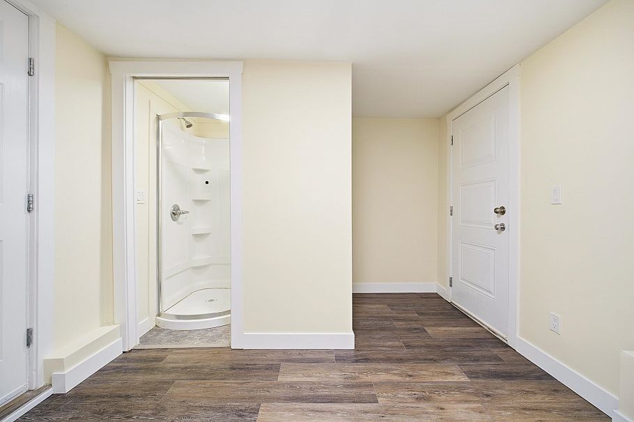 4533 Knight Street Vancouver, BC - 17