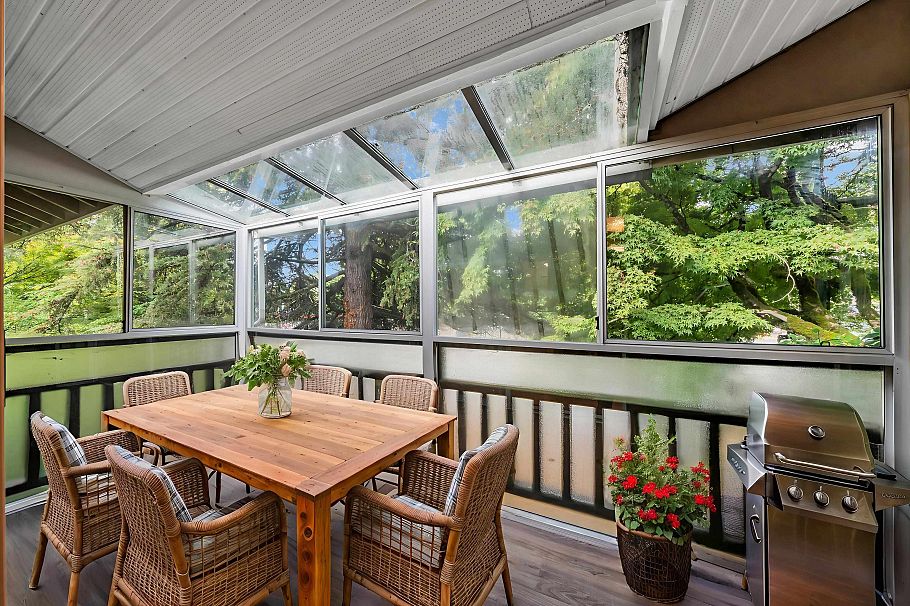 704 555 W 28th Street North Vancouver, BC - 17