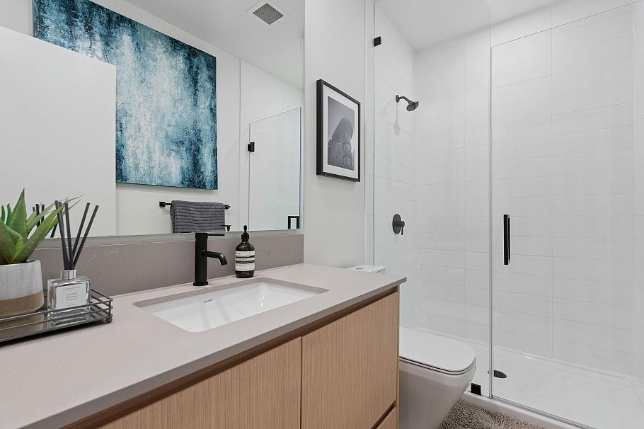 5 528 E 2nd Street North Vancouver, BC - 32