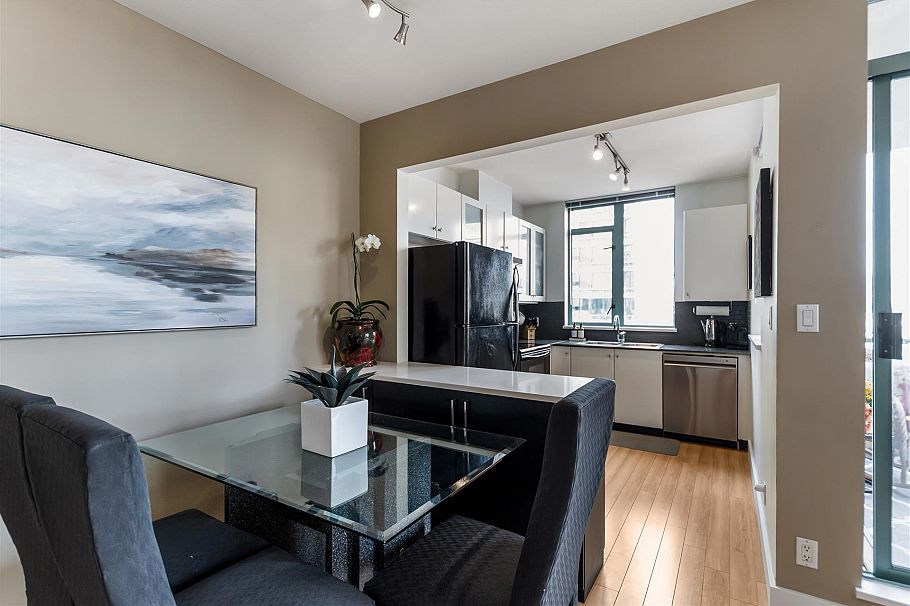 706 1238 Burrard Street Vancouver, BC - 8