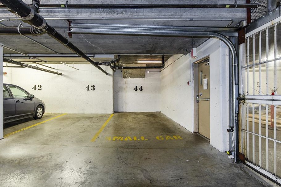 305 2688 Vine Street Vancouver, BC - 22