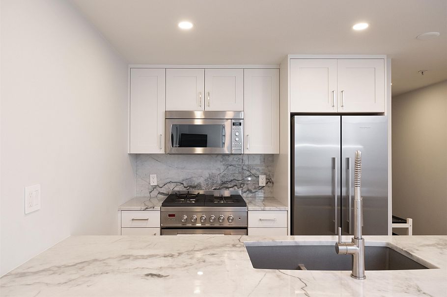 1006 928 Richards Street Vancouver, BC - 11