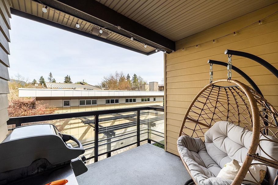 207 3205 Mountain Highway North Vancouver, BC - 10