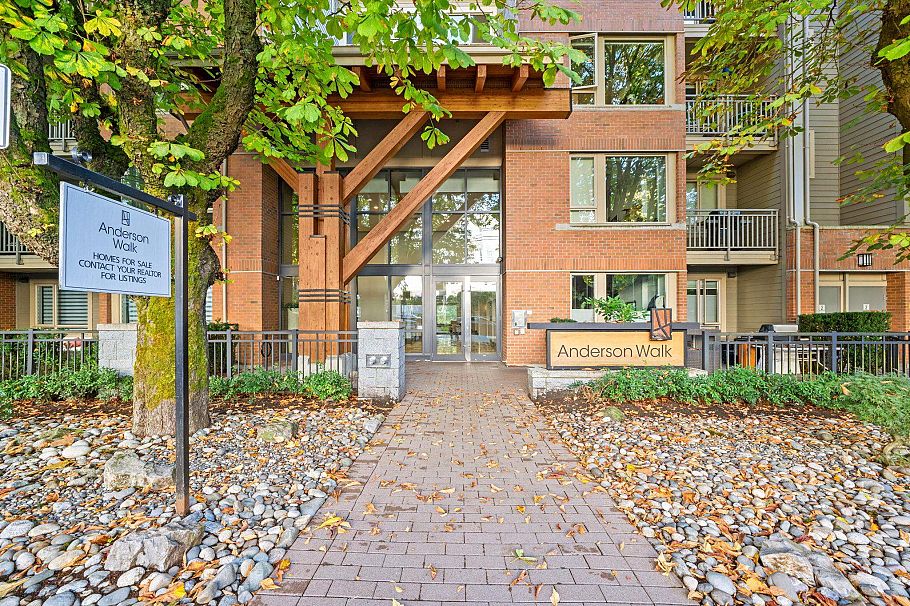 127 119 W 22nd Street North Vancouver, BC - 26