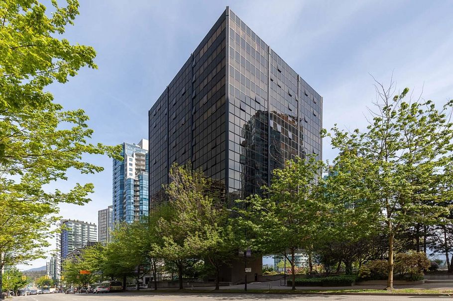913 1333 W Georgia Street Vancouver, BC - 25