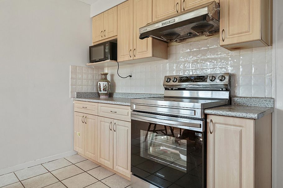 2336 45 Avenue Vancouver, BC - 14