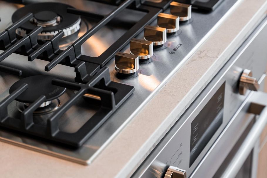 605 2325 Emery Court North Vancouver, BC - 17