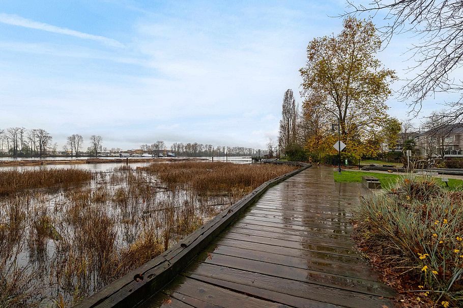 111 3133 Riverwalk Avenue Vancouver, BC - 33