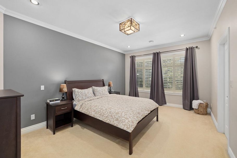 8291 Laurel Street Vancouver, BC - 17