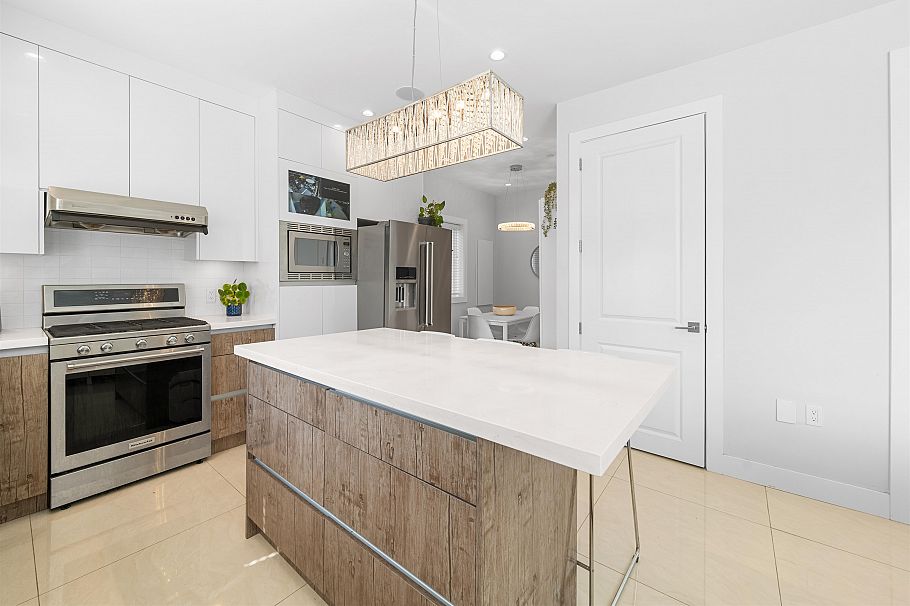 3448 Pandora Street Vancouver, BC - 7