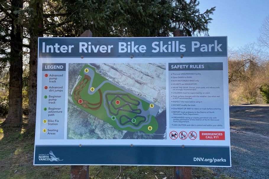 1019 Old Lillooet Road North Vancouver, BC - 30