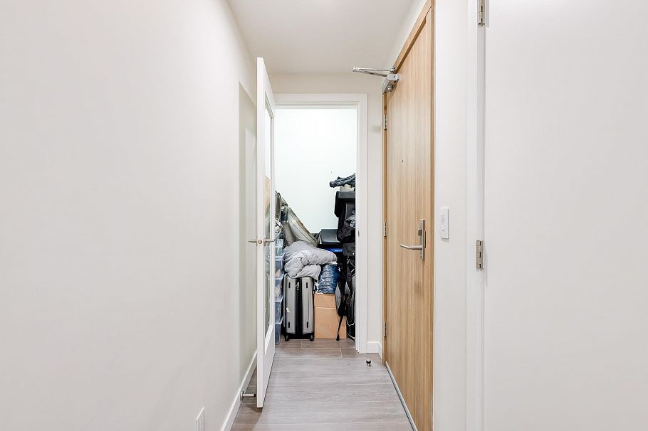 2002 2108 Gilmore Avenue Burnaby, BC - 13