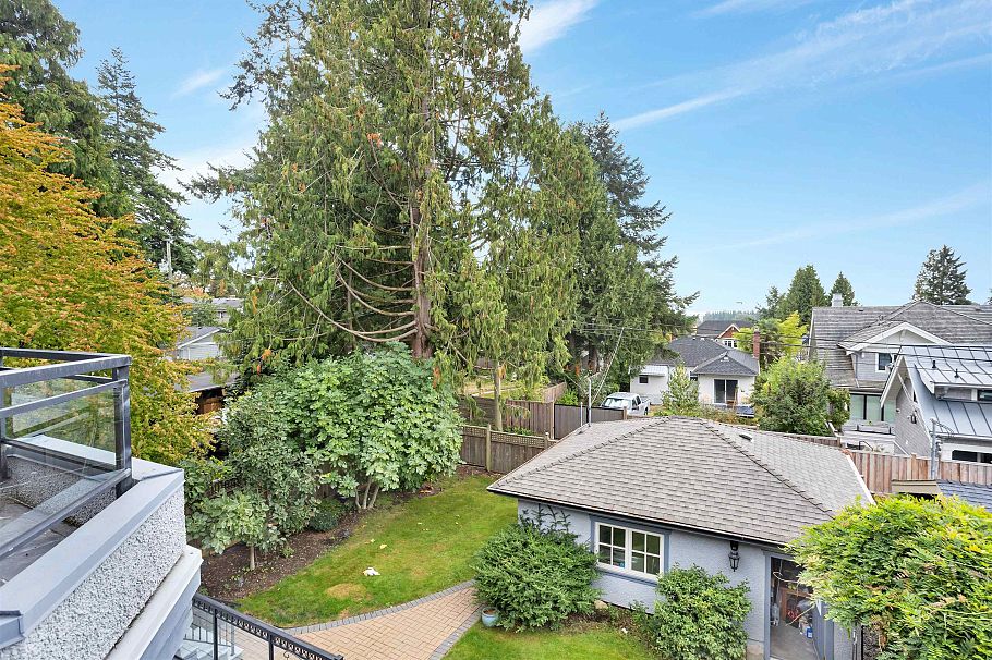 4038 W 33rd Avenue Vancouver, BC - 20