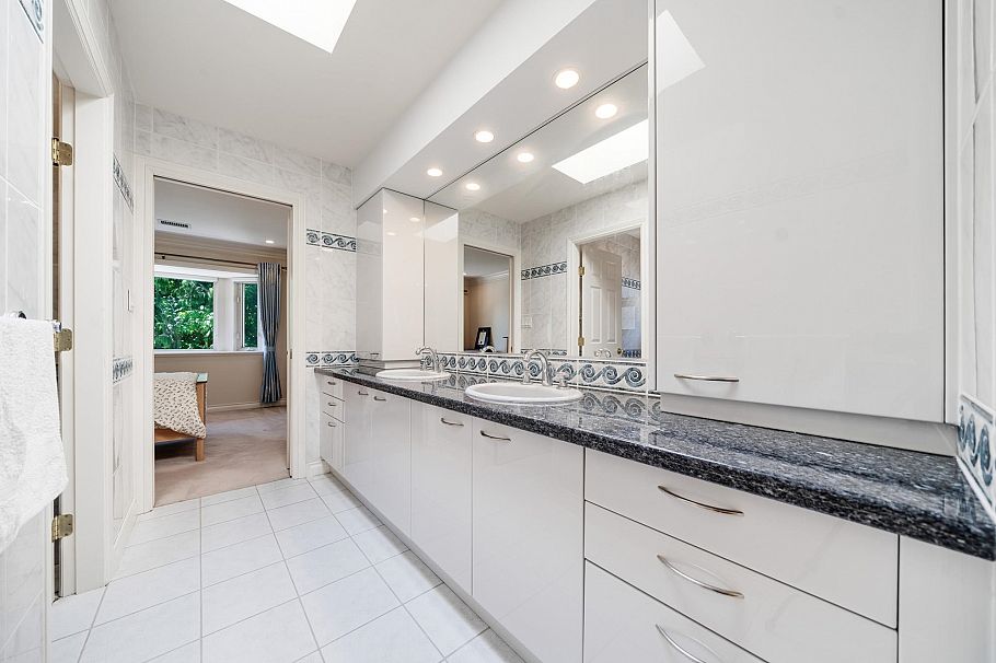 7088 Wiltshire Street Vancouver, BC - 30