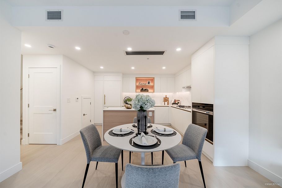 208 918 W 32nd Avenue Vancouver, BC - 9