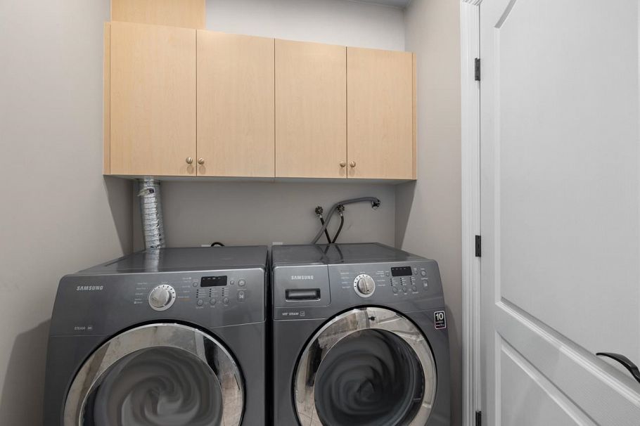 8291 Laurel Street Vancouver, BC - 16