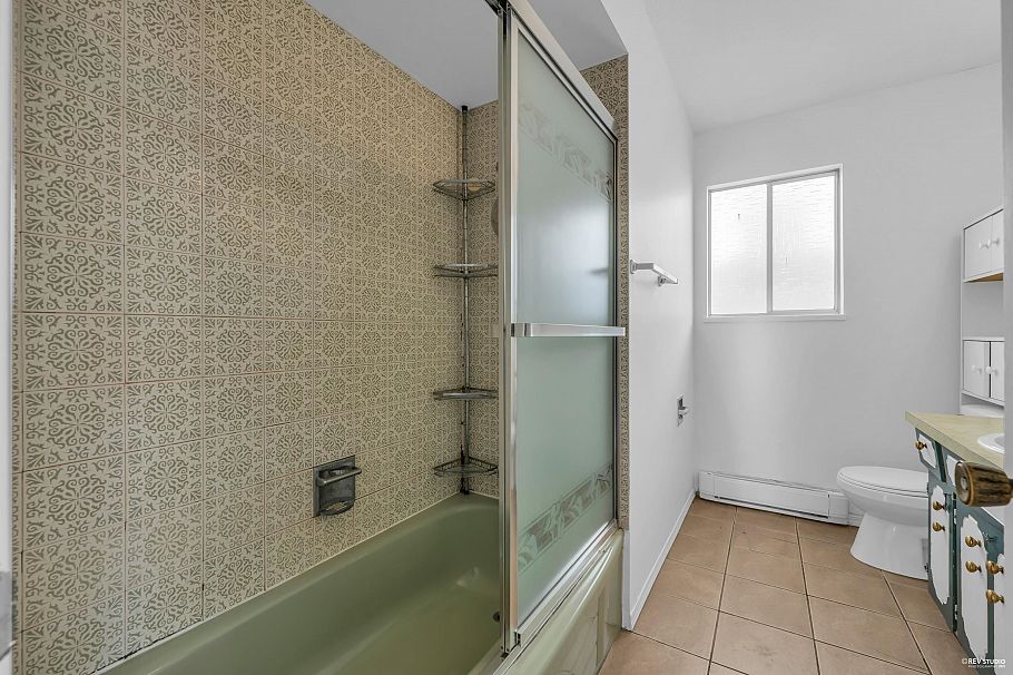 7511 Main Street Vancouver, BC - 10