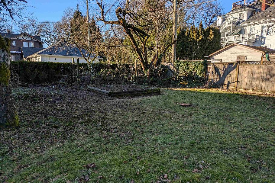 1051 Laurier Avenue Vancouver, BC - 10