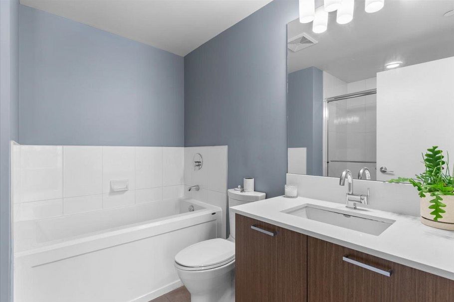 201 2321 Scotia Street Vancouver, BC - 18