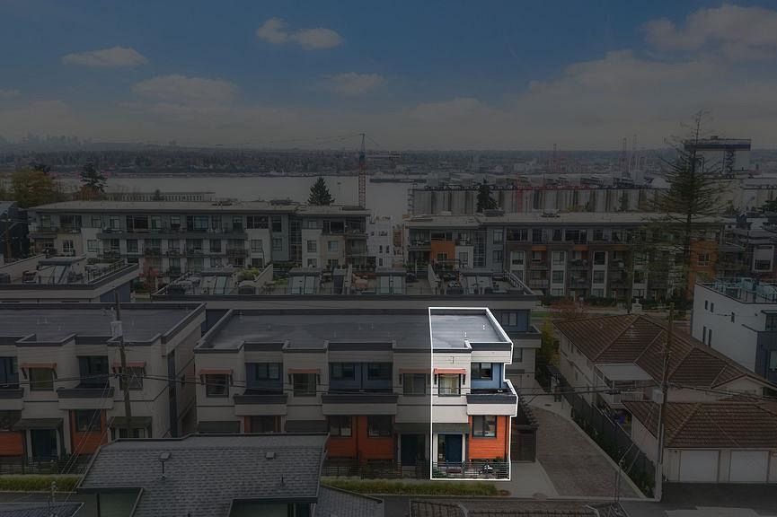 27 632 E 3rd Street North Vancouver, BC - 38