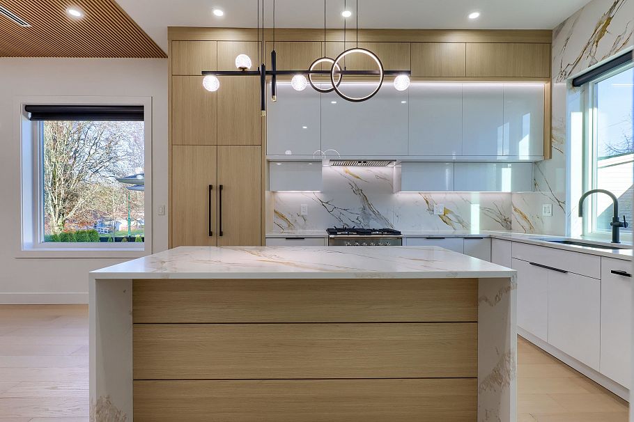 4670 Todd Street Vancouver, BC - 17