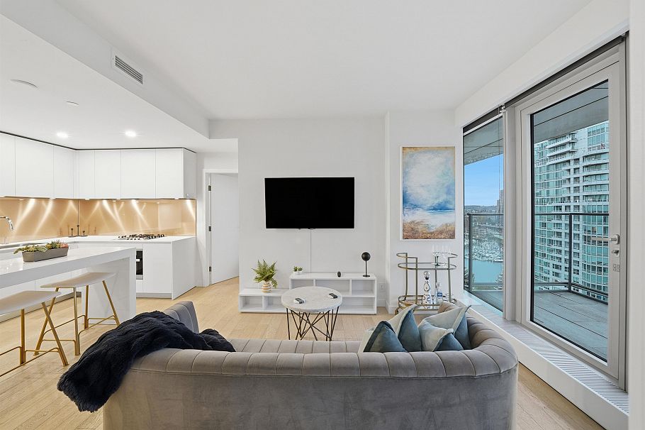 2506 1480 Howe Street Vancouver, BC - 3