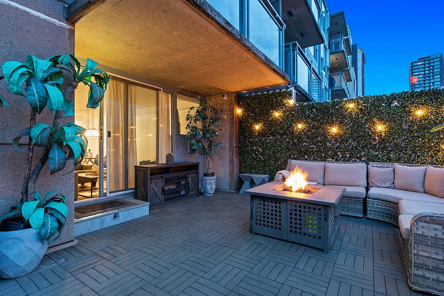 312 555 Abbott Street Vancouver, BC - 7