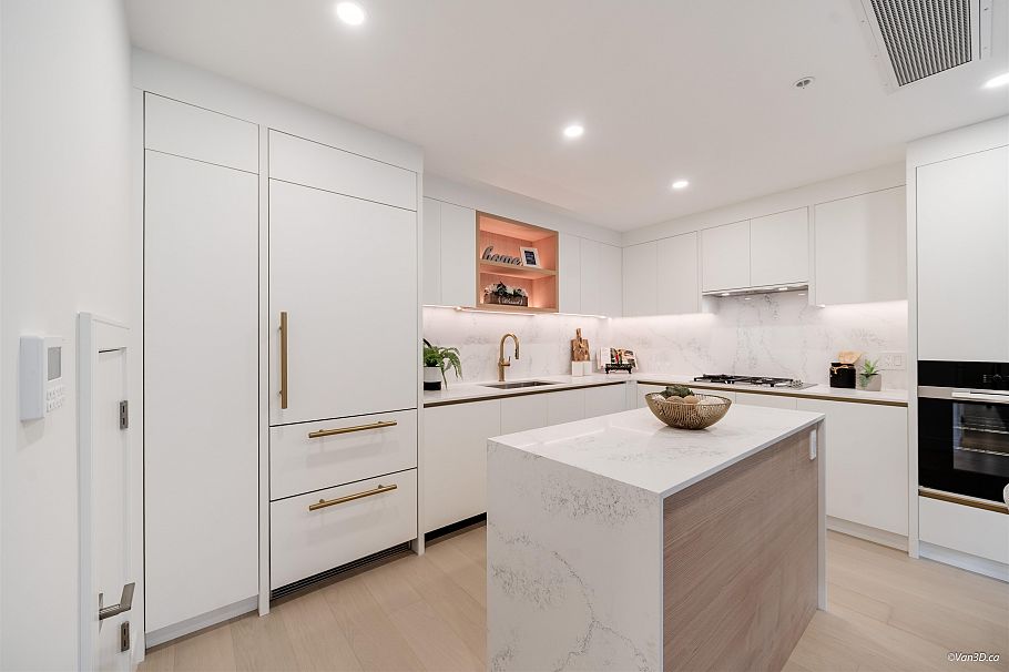 208 918 W 32nd Avenue Vancouver, BC - 11