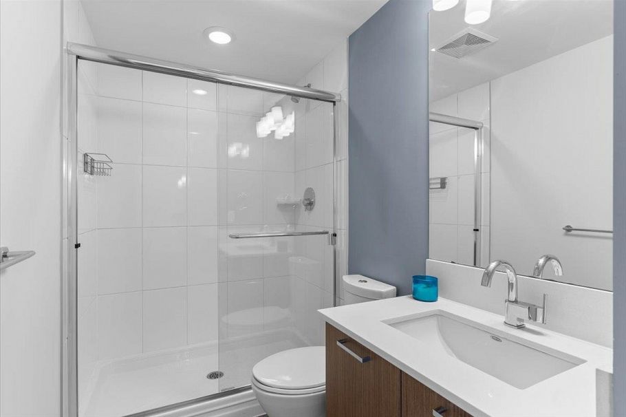 201 2321 Scotia Street Vancouver, BC - 24