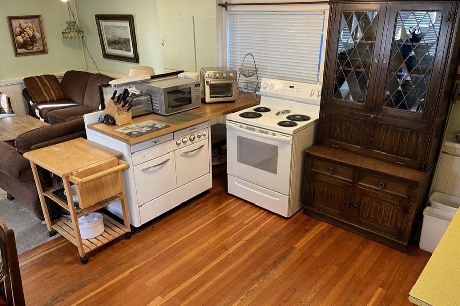 1617 W Grand Boulevard North Vancouver, BC - 36