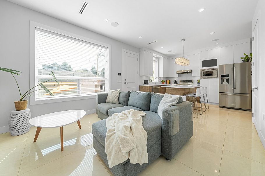 3448 Pandora Street Vancouver, BC - 5